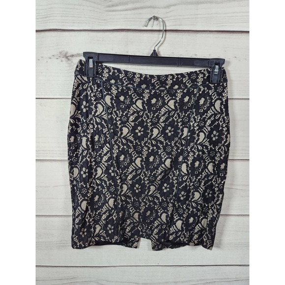 Express Womens Pencil Skirt Lace Overlay Floral Lined Slit Back Zip Black Size 6 - Picture 1 of 6